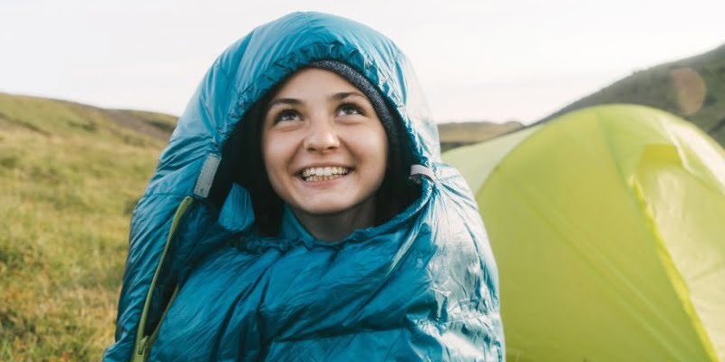 how light should a sleeping bag be for backpacking