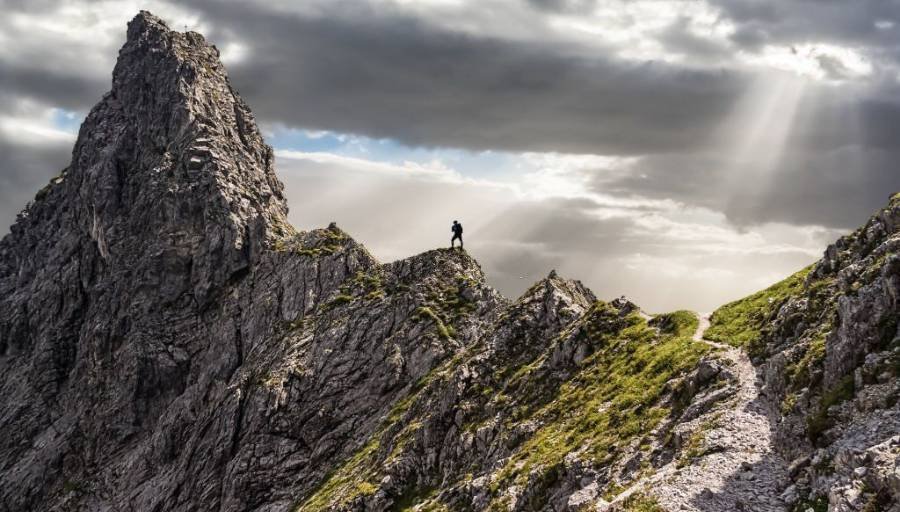 Most dangerous hikes in the world