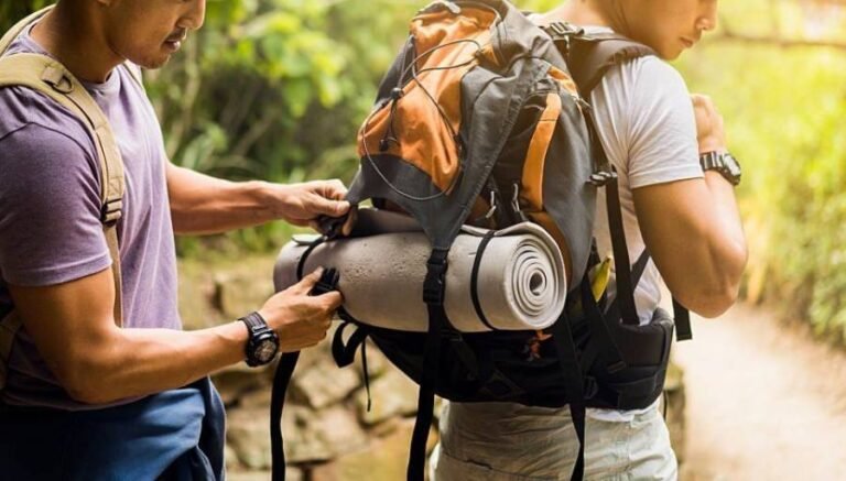 How to pack a backpack for hiking? - Outdoor Shell