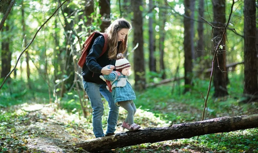 How to Dress Your Baby for Hiking: Complete Guide for Every Season