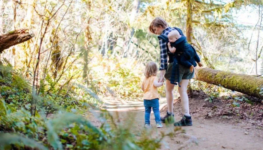 Tips for Hiking with Toddlers (Tips and Advice)