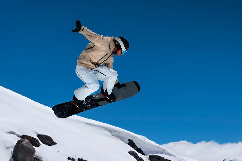 The Best All-Mountain Freestyle Snowboards for This Year
