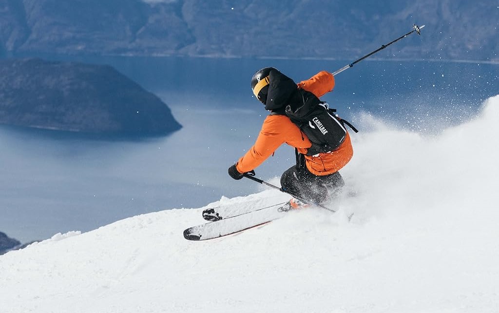 Top-Rated Hydration Packs for Snowboarding