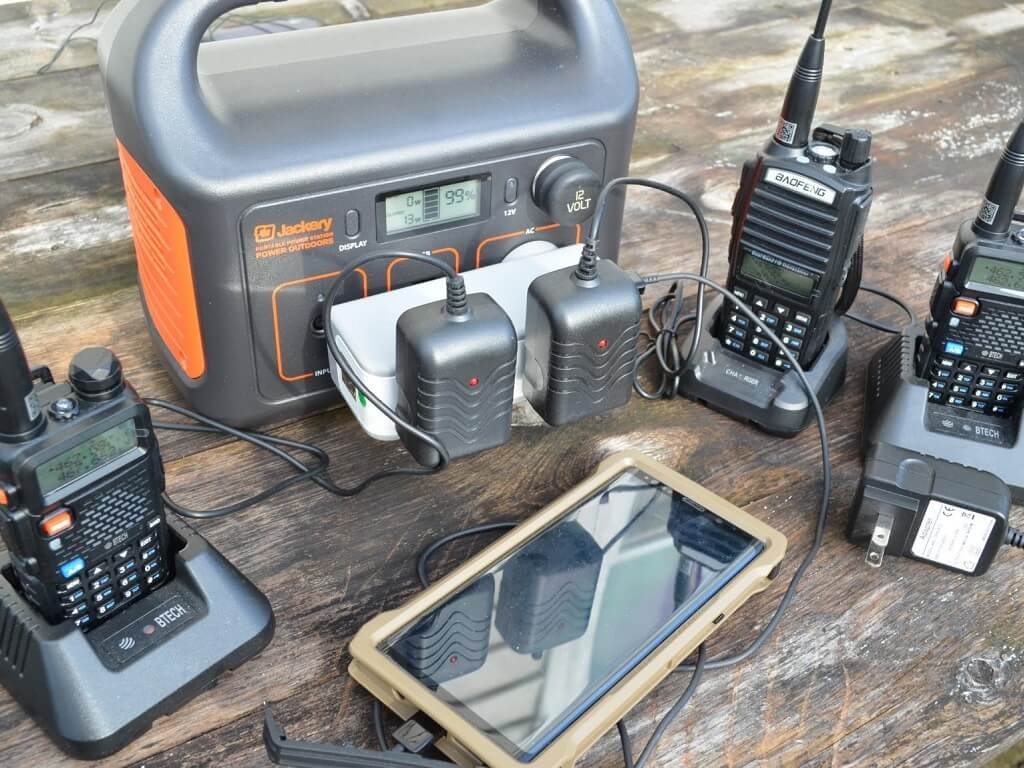 Jackery Explorer 240